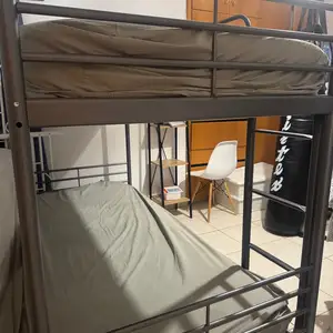 Ikea svärta bunk bed, both bed bases included, Επαρχία Λευκωσίας — Πάρκο Καρολίνας