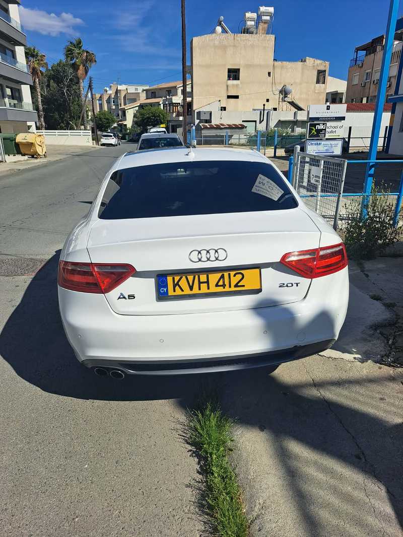 2009 Audi A5 2,0L 2009 Cyprus