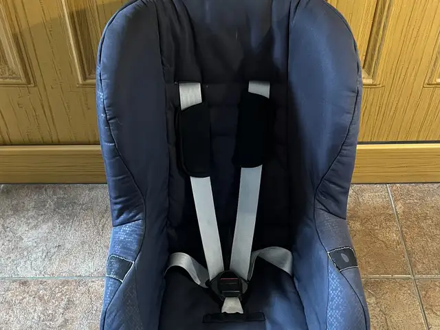 Britax rmer baby car seat with belts 9-18kg non isofix, Επαρχία Λεμεσού — Άγιος Αθανάσιος