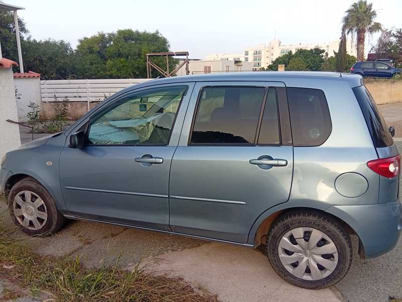 2006 Mazda Demio 1,3L 2006 Cyprus