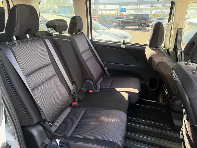 2021 Nissan Serena 2,0L 2021 Cyprus