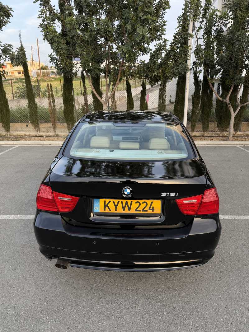 2011 BMW 3-Series 1,6L 2011 Cyprus