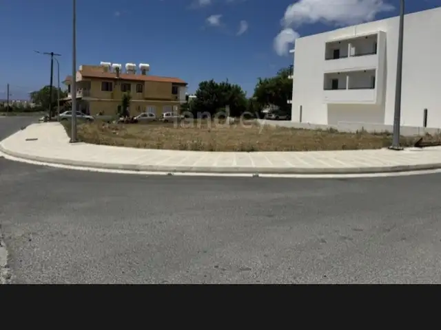 Residential Plot 695 m², Επαρχία Πάφου — Γεροσκήπου