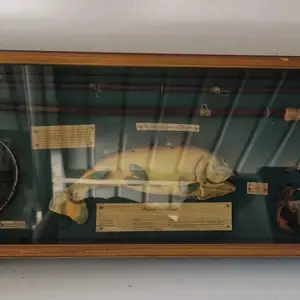 Διακοσμητικό κάδρο προθήκη shadow box με θέμα το παραδοσιακό ψάρεμα, Επαρχία Λευκωσίας — Στρόβολος - Εθνομαρτ Κυπριανός