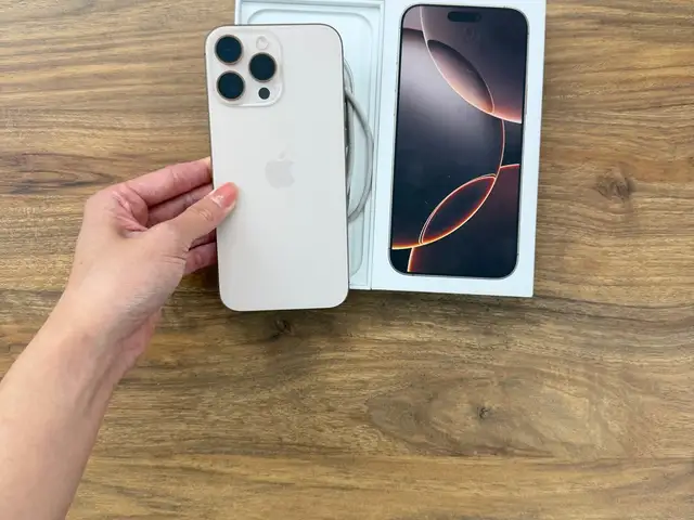 Iphone 16promax 256gb 97 battery, Επαρχία Λευκωσίας — Λευκωσία - Άγιος Αντώνιος