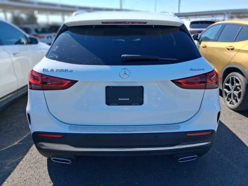 2022 Mercedes-Benz GLA-Class 2,0L 2022 Cyprus