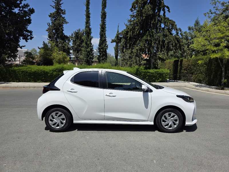 2022 Toyota Yaris 1,5L 2022 Cyprus