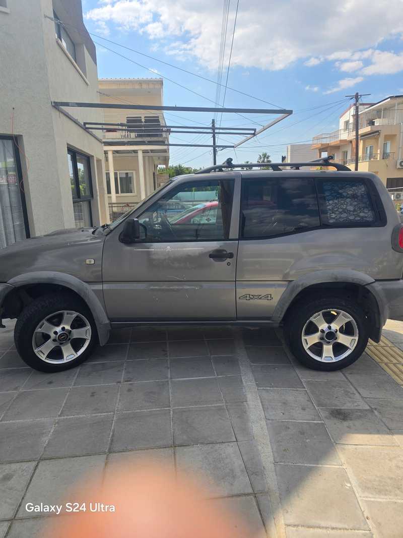 Nissan Terrano 2,7L 2003