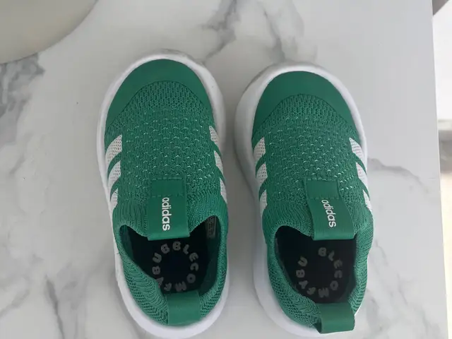 Adidas kids slip-on shoes size 25, Larnaca — Larnaka - Skala