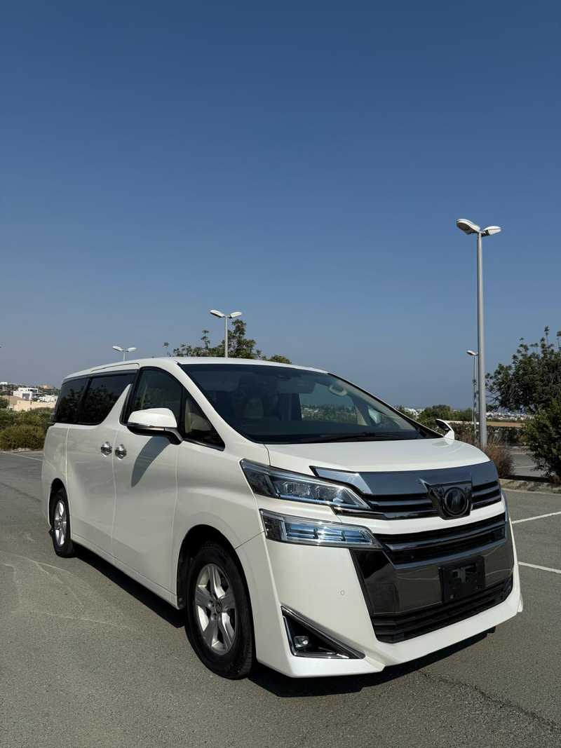 2020 Toyota Vellfire 2,5L 2020 Cyprus