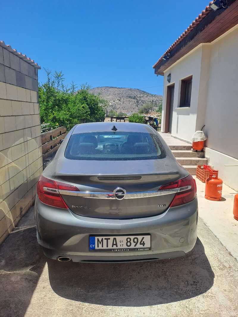 2017 Opel, Vauxhall Insignia 2,5L 2017 Cyprus