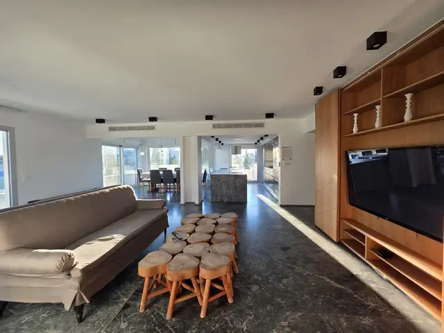 4-bedroom apartment for sale, Limassol — Pyrgos Lemesou
