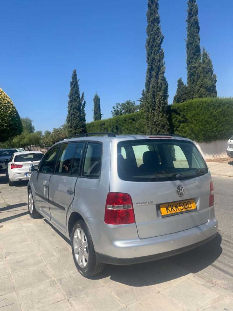 2005 Volkswagen Touran 1,6L 2005 Cyprus