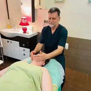 Relaxation massage with warm herbal oils, massage on biologically active points, Επαρχία Λεμεσού — Άγιος Τύχων Τουριστική Περιοχή