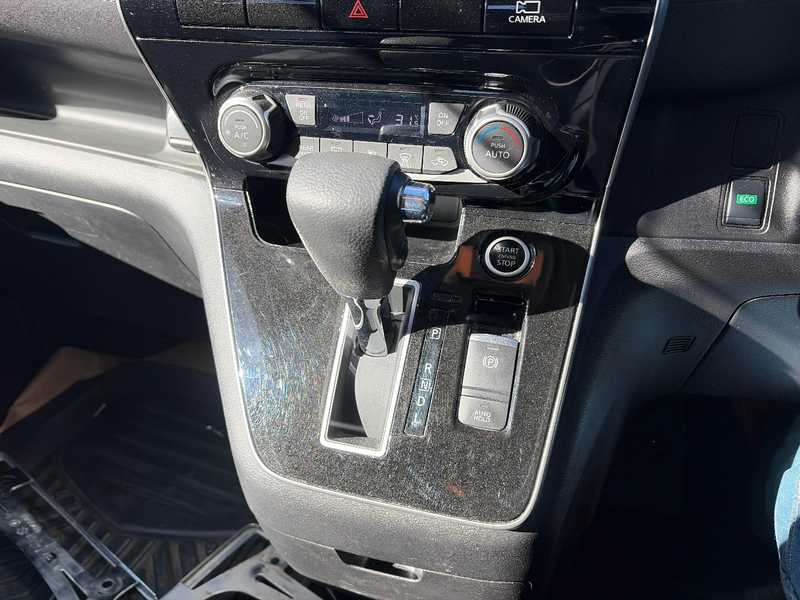 2021 Nissan Serena 2,0L 2021 Cyprus