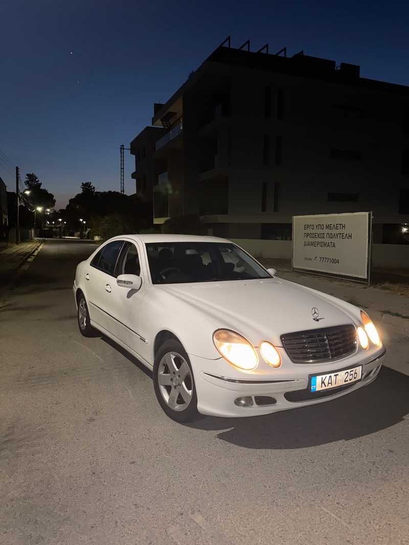 Mercedes-Benz E-Class 2,7L 2003