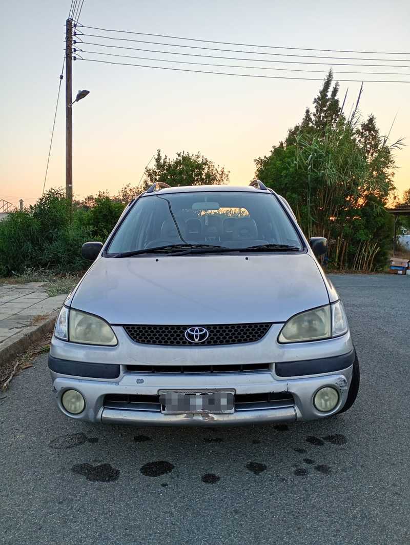 Toyota Spacio 1,6L 1998