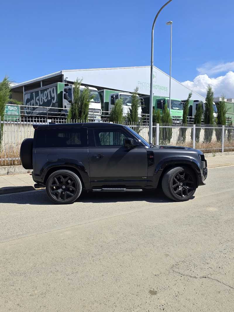 2024 Land Rover Defender 5,0L 2024 Cyprus
