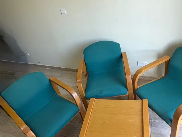 3 wooden armchairs with coffee table, Επαρχία Λεμεσού — Λεμεσός - Άγιος Αντώνιος