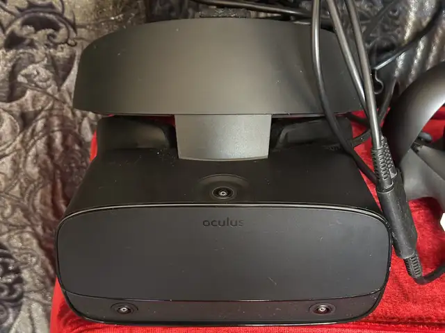 Oculus rift s vr headset with controllers, Επαρχία Λεμεσού — Λεμεσός - Αγία Φύλα