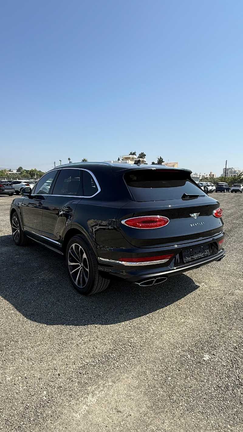 2023 Bentley Bentayga 4,0L 2023 Cyprus
