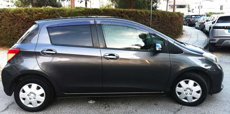 2013 Toyota Vitz 1,3L 2013 Cyprus