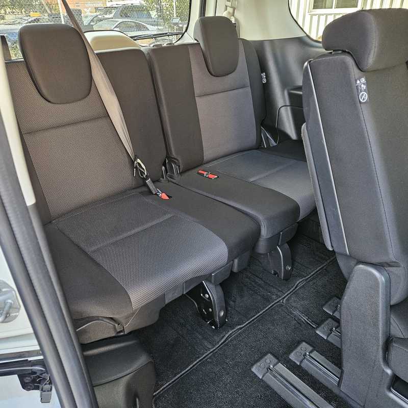 2022 Nissan Serena 2,0L 2022 Cyprus