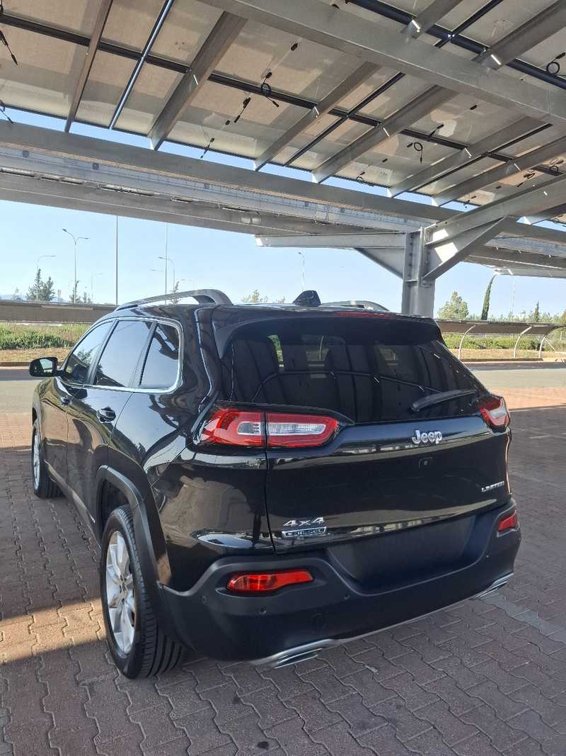 2016 Jeep Cherokee 2,2L 2016 Cyprus