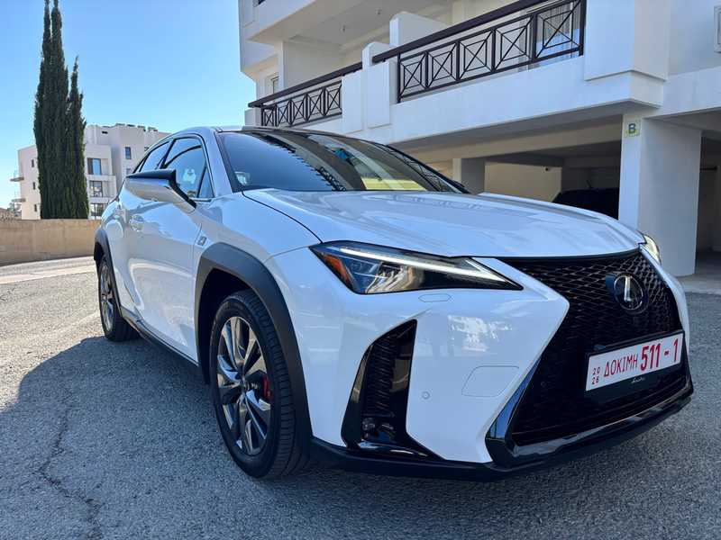 Lexus UX 2,0L 2024