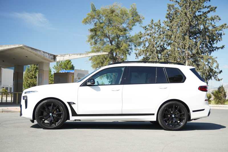 2024 BMW X7 4,4L 2024 Cyprus