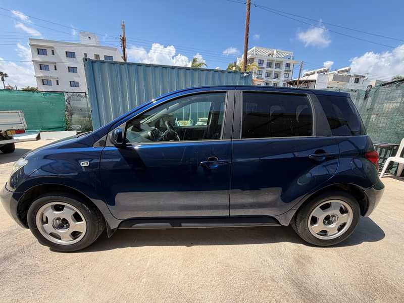 2003 Toyota Ist 1,3L 2003 Cyprus