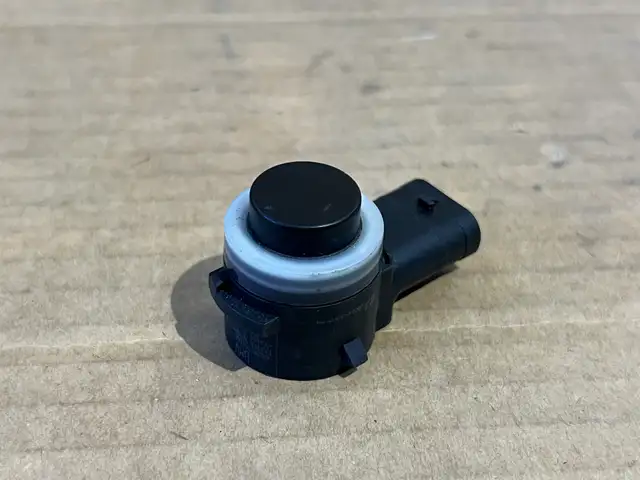 Bmw 5 g30 6 g32 x3 g01 x4 g02 x5 f15 x6 f16 x7 g07 oem pdc parking sensor, Limassol — Germasogeia