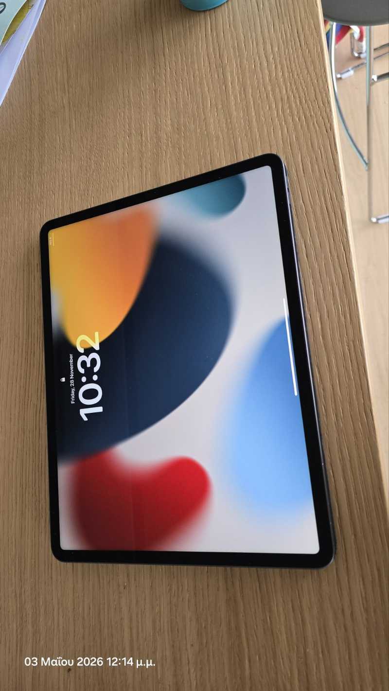 Ipad pro m1 5th gen 12.9inch - 128gb with original case €750