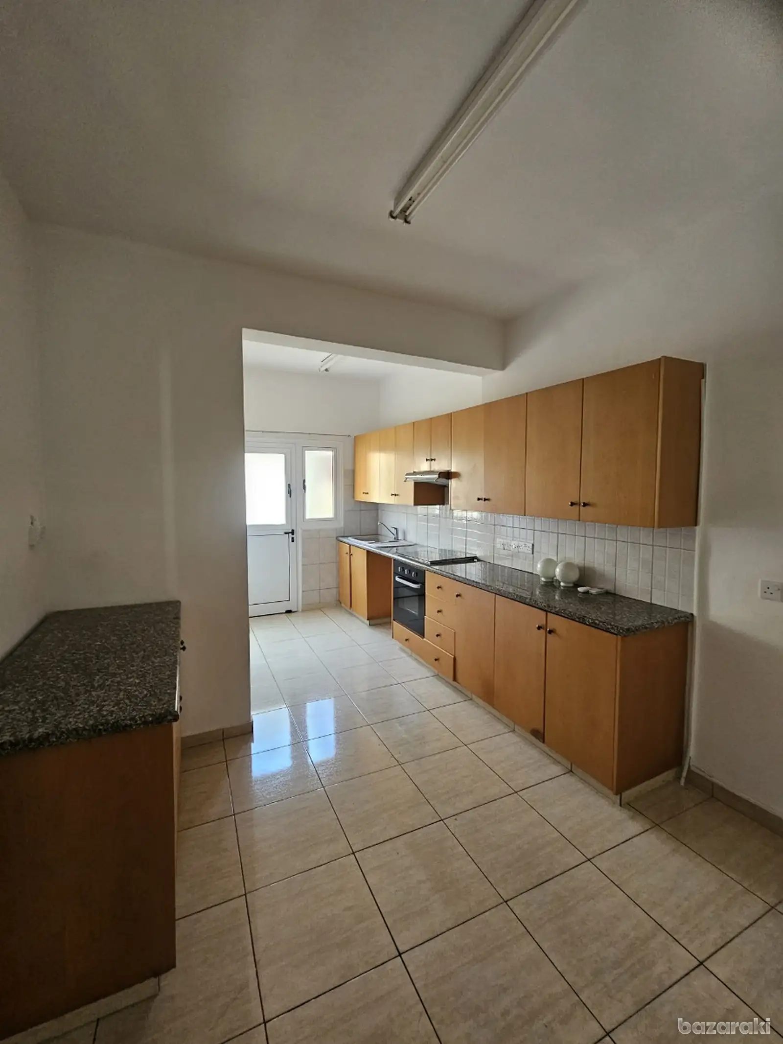 House, 3 bedrooms — 14