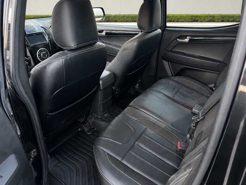 2016 Isuzu D-MAX 2,5L 2016 Cyprus