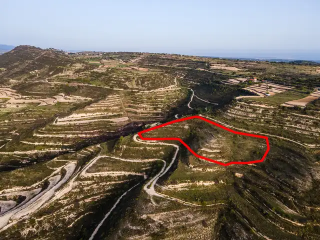 Agricultural Field 5686 m², Limassol — Pachna