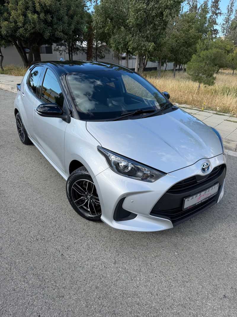 2022 Toyota Yaris 1,5L 2022 Cyprus