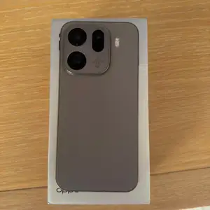 Oppo find x9 pro, Paphos — Pegeia