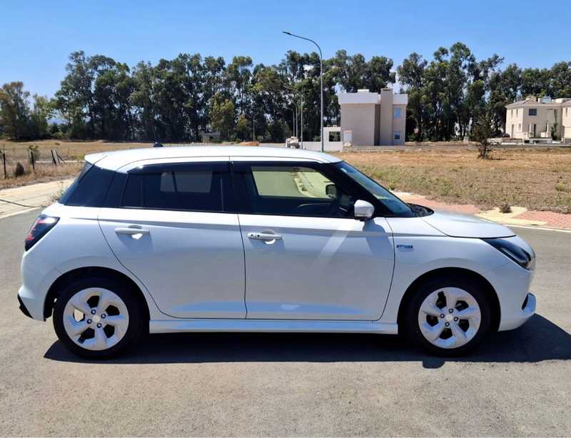 2024 Suzuki Swift 1,2L 2024 Cyprus