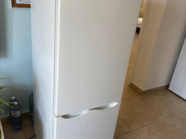 Refrigerator, Larnaca — Perivolia Larnakas