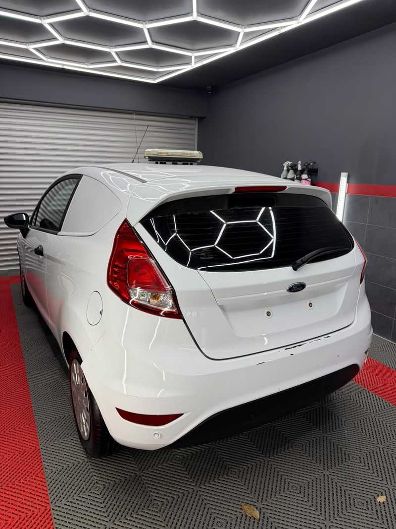 2014 Ford Fiesta 1,6L 2014 Cyprus