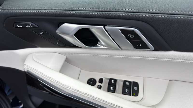 2022 BMW X6 3,0L 2022 Cyprus