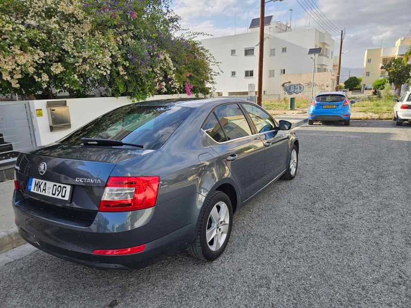 2015 Skoda Octavia 1,6L 2015 Cyprus