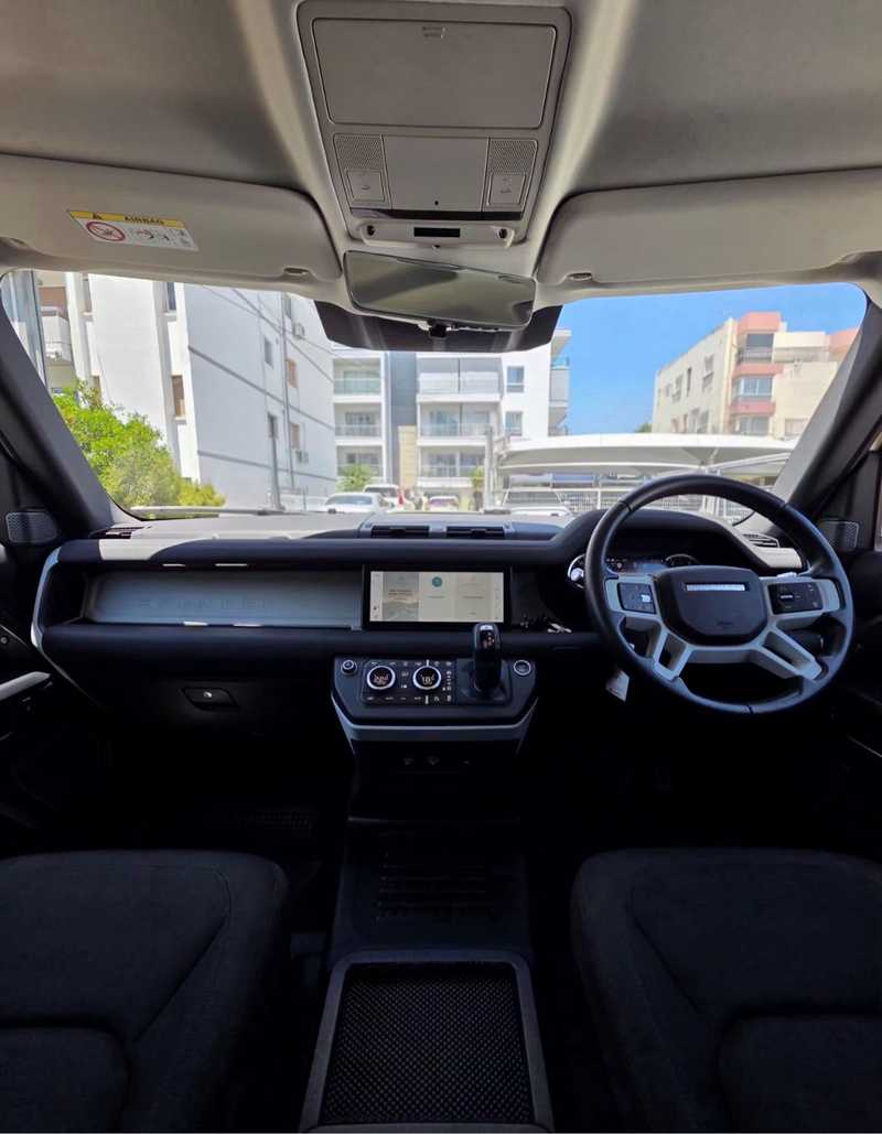 2019 Land Rover Defender 2,0L 2019 Cyprus