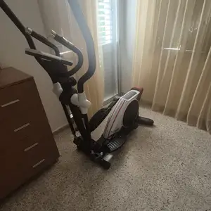 Bh fitness walk.fit elliptical trainer, excellent condition, Nicosia — Egkomi