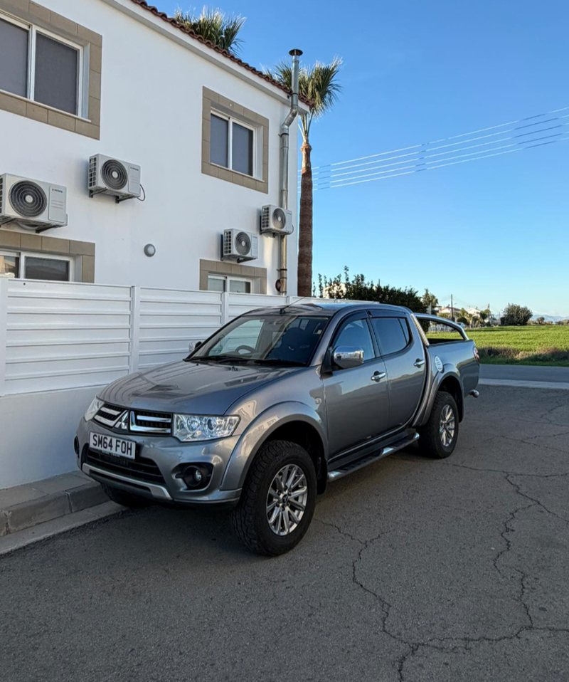 Mitsubishi L200 2,4L 2015