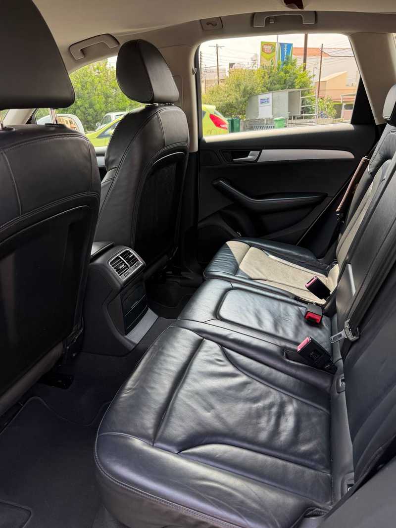 2009 Audi Q5 2,0L 2009 Cyprus