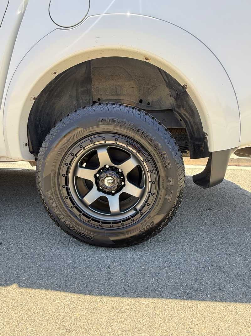 2017 Mitsubishi L200 2,4L 2017 Cyprus