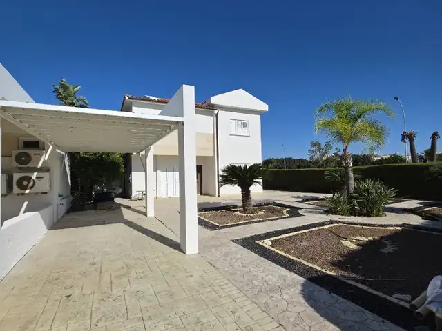 3-bedroom detached house to rent, Larnaca — Perivolia Larnakas