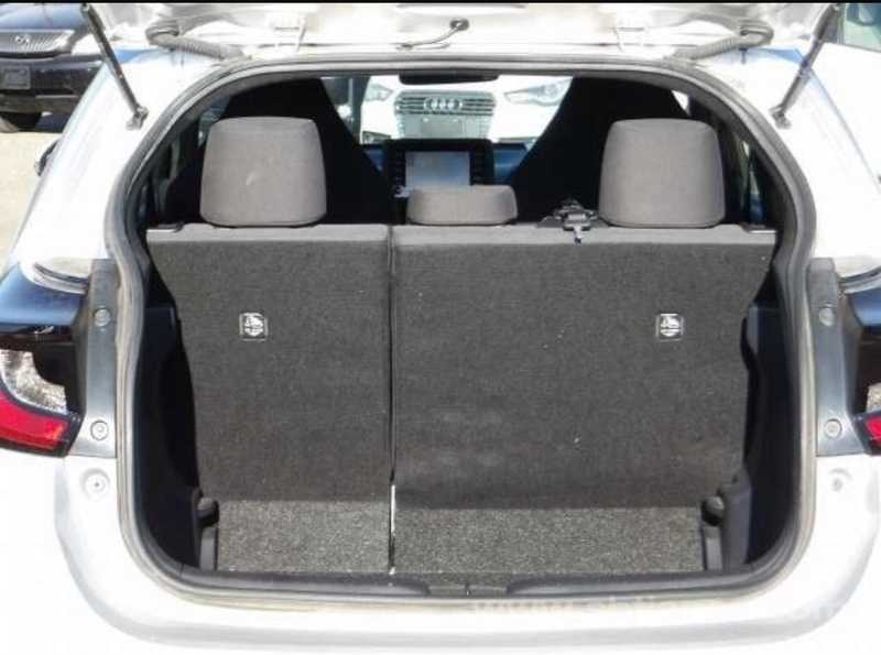 2022 Toyota Yaris 1,5L 2022 Cyprus